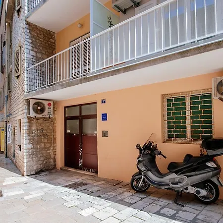 One Apartment *